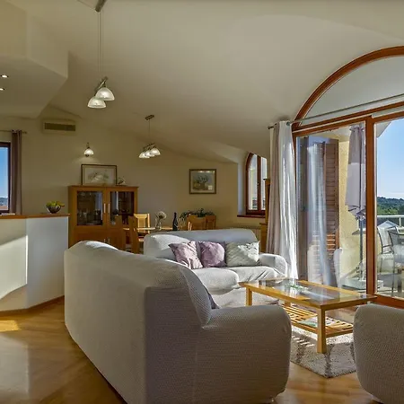 Apartmán Ferienwohnung Sury