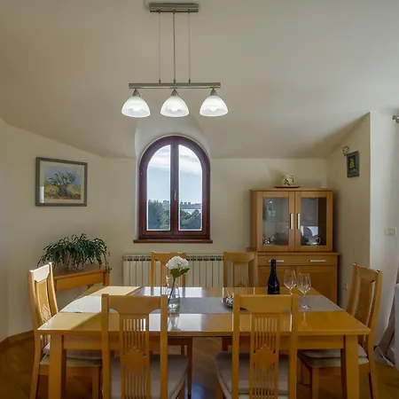 Ferienwohnung Sury Apartmán