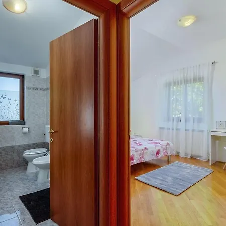 Ferienwohnung Sury Apartmán