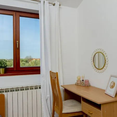 Ferienwohnung Sury Pula